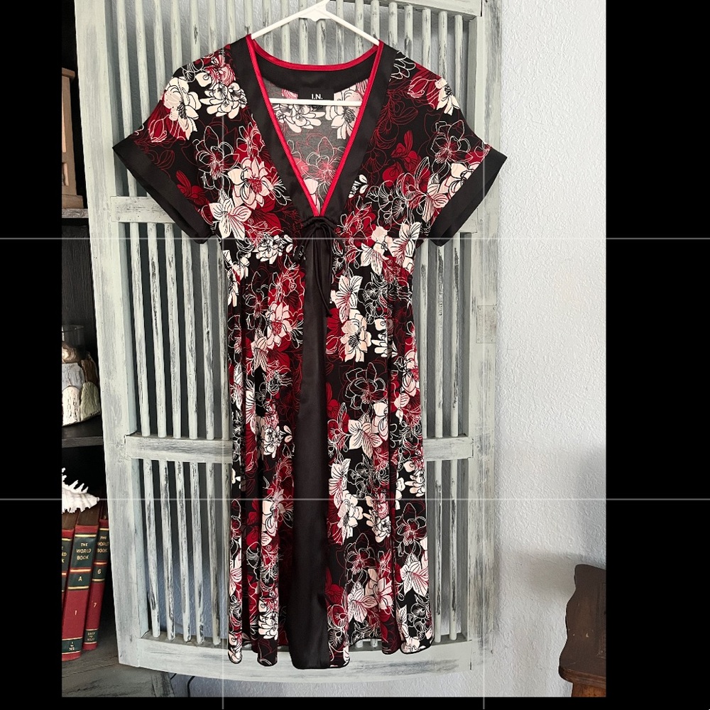 Beautiful Dress! Size Small